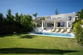 villa de 5 dormitorios 448 m² Marbella, España