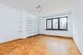 Haus 7 zimmer 525 m² Warschau, Polen