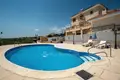 Casa 6 habitaciones 600 m² Apesia, Chipre