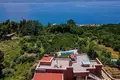 Casa 4 habitaciones 220 m² Grad Omis, Croacia