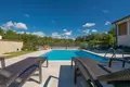 villa de 5 dormitorios 285 m² Porec, Croacia