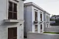 3 bedroom apartment 196 m² Dobrota, Montenegro
