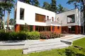 8 room house 365 m² Jurmala, Latvia