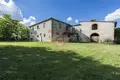 Commercial property 7 000 m² in San Giovanni Valdarno, Italy