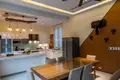 Villa de 4 dormitorios 330 m² Thalang, Tailandia