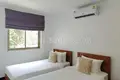 Propiedad comercial 1 100 m² en Thep Krasatti, Tailandia