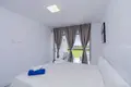 Квартира 3 комнаты  Эстепона, Испания