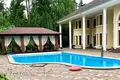 Ferienhaus 835 m² Zdanovicki sielski Saviet, Belarus