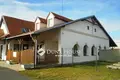 House 280 m² Fertod, Hungary