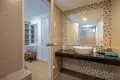 Квартира 2 спальни 57 м² Карон, Таиланд