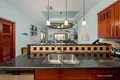 2 bedroom condo 129 m² West Bay, Honduras