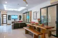 Willa 2 pokoi 250 m² Rawai, Tajlandia