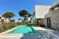 Villa 711 m² Ishem, Albania