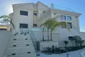 Maison 7 chambres 1 200 m² Agios Athanasios, Chypre