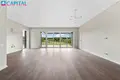 Casa 108 m² Pikutiskes, Lituania