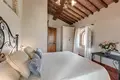 Casa 20 habitaciones 1 500 m² Casole d Elsa, Italia