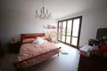 4 bedroom Villa  Bordighera, Italy