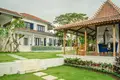 4-Schlafzimmer-Villa 347 m² Tibubeneng, Indonesien