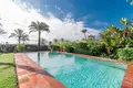 Haus 5 Schlafzimmer 420 m² Malaga, Spanien