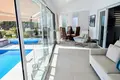 villa de 5 dormitorios 330 m² Benisa, España