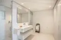 Mieszkanie 2 pokoi 114 m² Marbella, Hiszpania