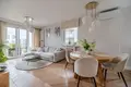 Mieszkanie 3 pokoi 95 m² Warszawa, Polska