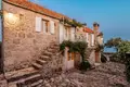 Haus 4 Schlafzimmer 350 m² Gespanschaft Split-Dalmatien, Kroatien