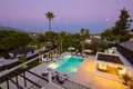 5-Schlafzimmer-Villa 447 m² Marbella, Spanien