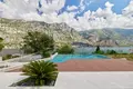 Casa 4 habitaciones 373 m² Bijela, Montenegro