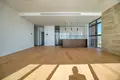 Квартира 3 спальни 195 м² Koinoteta Agiou Tychona, Кипр