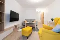 4 room apartment 74 m² in Lodz, Poland
