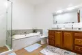 Дом 3 спальни 204 м² Six Huts, Гондурас