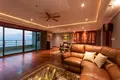 2 bedroom condo 224 m² Pattaya, Thailand