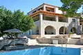 Villa 350 m² dorouphi, Grèce