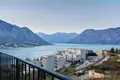 Apartamento 3 habitaciones 74 m² Dobrota, Montenegro