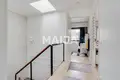 Apartamento 5 habitaciones 145 m² Helsinki sub region, Finlandia