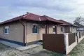 Дом 5 комнат 91 м² Альбертиша, Венгрия