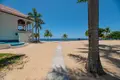 Кондо 1 спальня 177 м² Sandy Bay, Гондурас