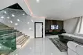 Duplex 5 rooms 350 m² Alanya, Turkey
