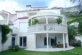 Villa 8 habitaciones 742 m² Omis, Croacia