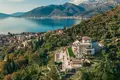 Villa 12 habitaciones 1 400 m² Tivat, Montenegro