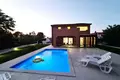 Villa de tres dormitorios 165 m² Porec, Croacia