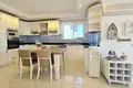 Квартира 3 спальни 120 м² Яйлалы, Турция