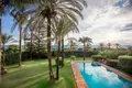 Haus 5 Schlafzimmer 420 m² Malaga, Spanien