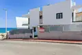 Villa de tres dormitorios 230 m² Torrevieja, España