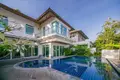 3-Schlafzimmer-Villa 252 m² Kathu, Thailand