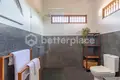 Villa mit 2 Schlafzimmern  Kerobokan Kelod, Indonesien