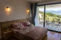Villa de 4 dormitorios 420 m² denovici, Montenegro