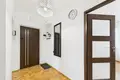 Mieszkanie 2 pokoi 52 m² w Warszawa, Polska