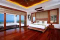 5 bedroom villa 1 550 m² Ban Bang Thao, Thailand